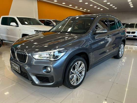 BMW X1 2.0 16V TURBO ACTIVEFLEX SDRIVE20I 4P AUTOMÁTICO BMW X1 2.0 16V TURBO ACTIVEFLEX SDRIVE20I 4P AUTOMÁTICO